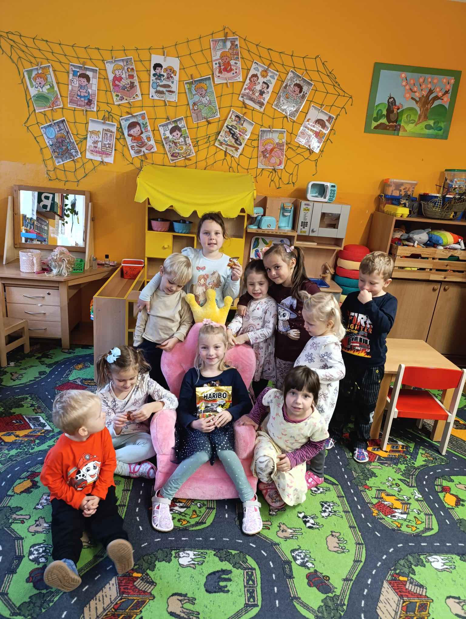 16d01cb8-5682-4546-9154-c9553d066f36